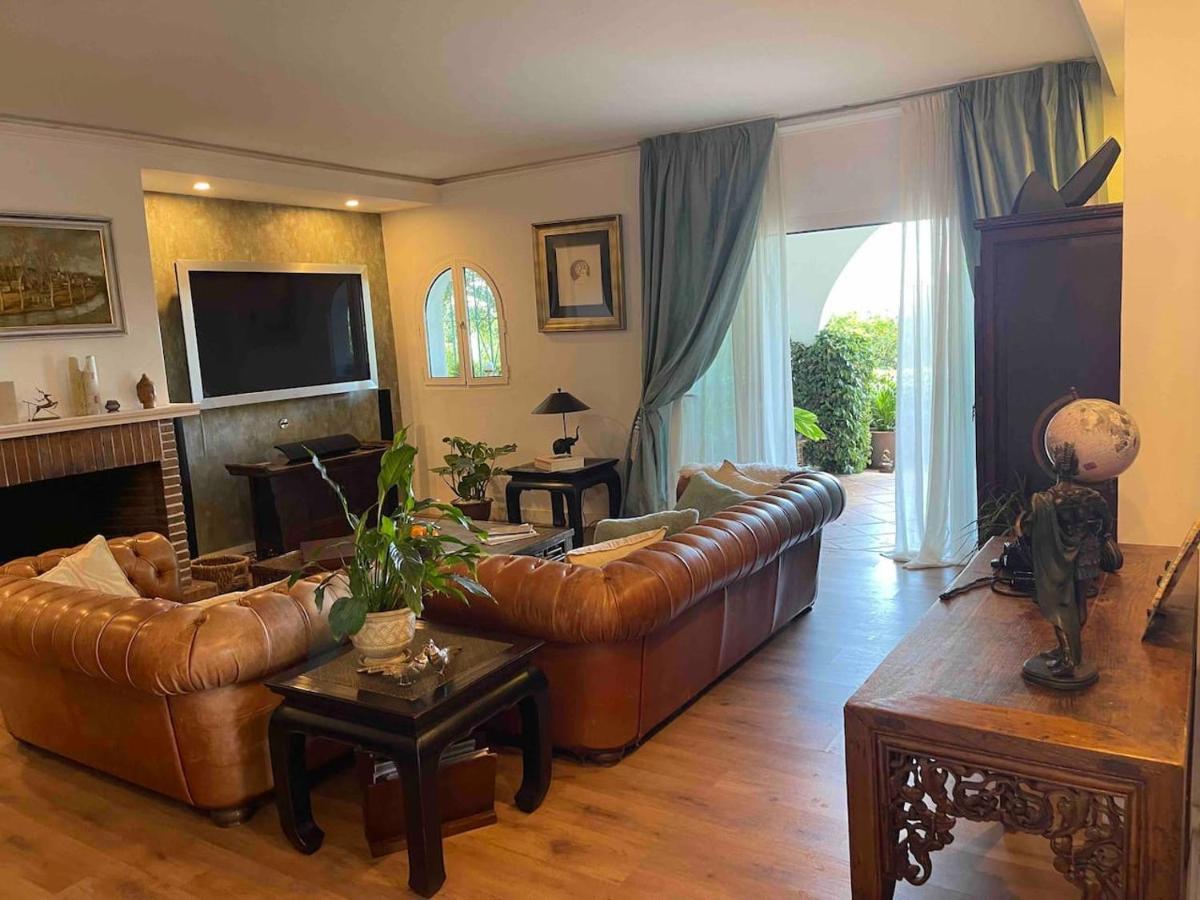 Burganvilla Holiday Home Marbella Exteriör bild